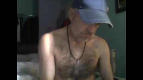 burnleyguy1977 online show from March 21, 8:08 am