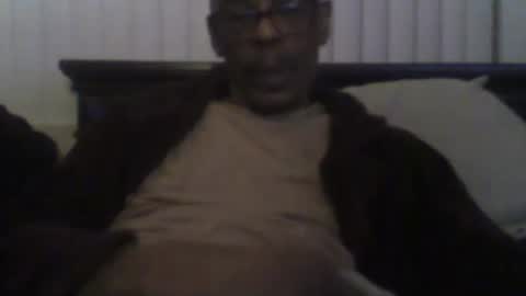 Busturgutzgd1 online show from January 4, 6:30 am