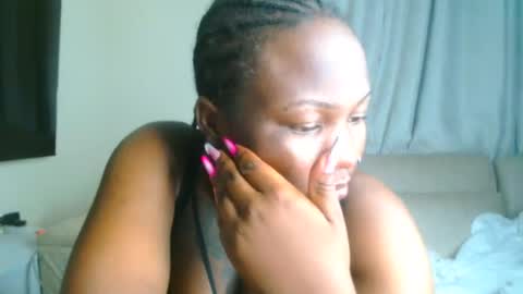 busty_mellons69 online show from February 20, 1:13 am