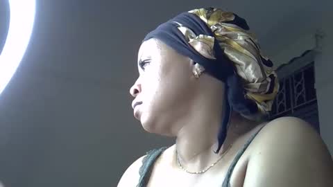 bustycarol online show from May 24, 12:04 am