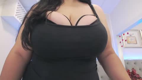 Snapshot of bustyeva_ chatting on June 26, 3:44 am online between 6AM and 2PM EET almost everyday. online show from June 26, 3:44 am