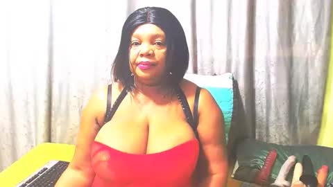 bustymaturestepmum online show from May 24, 5:45 am