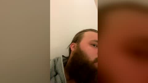 Snapshot of buzzedgaming chatting on April 12, 5:23 am buzzedgaming online show from April 12, 5:23 am