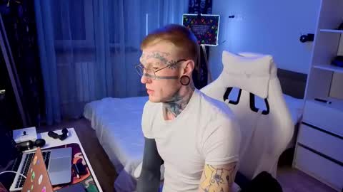 c10h15on online show from February 18, 3:35 am