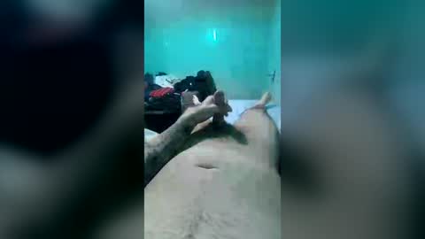 Snapshot of cacas1818 chatting on July 18, 12:53 pm cacas1818 online show from July 18, 12:53 pm