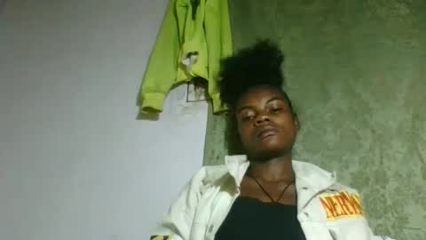 caella98 online show from May 25, 6:47 pm