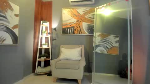 Snapshot of cailing chatting on March 4, 10:54 am I am Katherine online show from March 4, 10:54 am