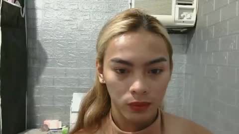 Snapshot of caitessa_bellemoir chatting on March 16, 1:04 pm caitessa_bellemoir online show from March 16, 1:04 pm