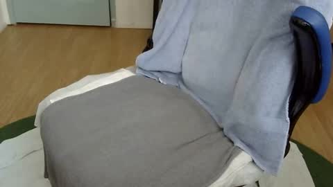 Snapshot of califun4u chatting on April 10, 8:35 pm califun4u online show from April 10, 8:35 pm