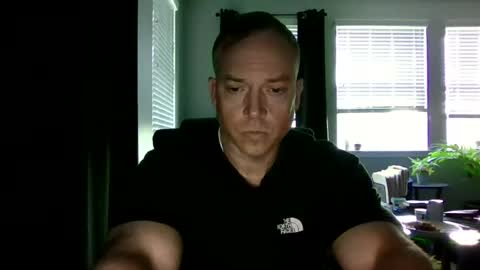 Snapshot of caligrown1154 chatting on July 16, 1:39 pm caligrown1154 online show from July 16, 1:39 pm