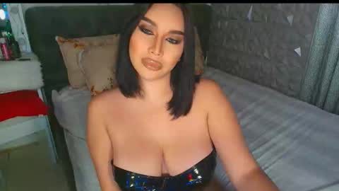 Snapshot of calista_palmer chatting on February 24, 1:21 pm Miss Jane Commander online show from February 24, 1:21 pm