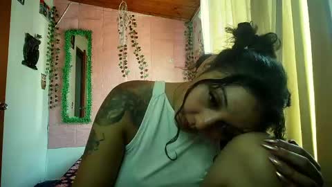 paula online show from April 9, 7:08 pm