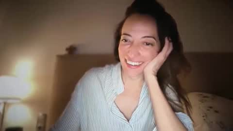 Crazy Happy Me online show from March 17, 8:12 pm