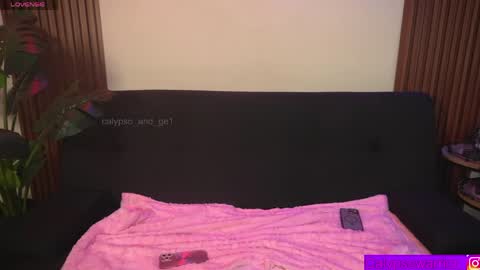 Calypso and Kayla online show from May 15, 11:12 pm