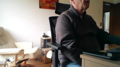 camcologne online show from April 2, 12:36 pm