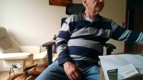 camcologne online show from April 13, 11:48 am