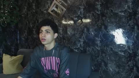 Snapshot of cameron_lux4 chatting on January 13, 12:43 pm CAMERON online show from January 13, 12:43 pm