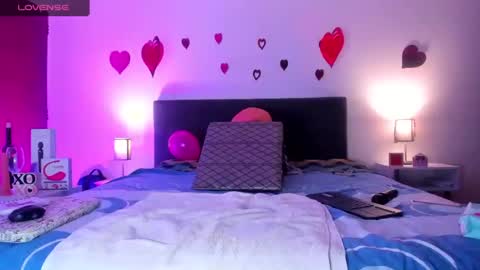 Camila online show from February 16, 5:48 am