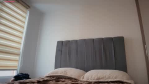 camii19y online show from February 9, 1:04 pm