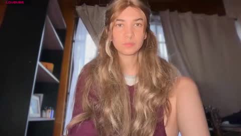 camii19y online show from February 15, 9:00 pm