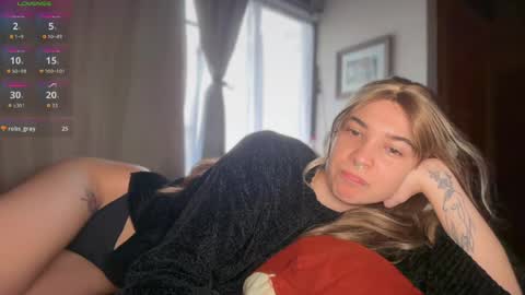 camii19y online show from March 29, 9:26 pm