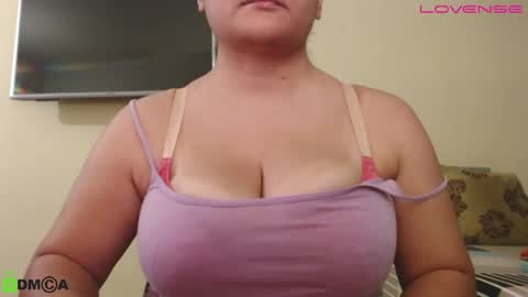 Camila  online show from September 22, 4:09 pm