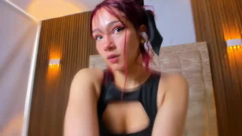 camiirosse online show from May 21, 8:27 pm