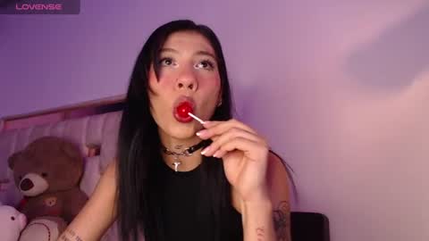 Cami online show from June 11, 2:11 am
