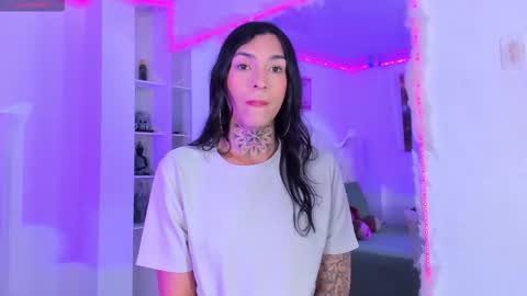  s online show from October 10, 12:20 am