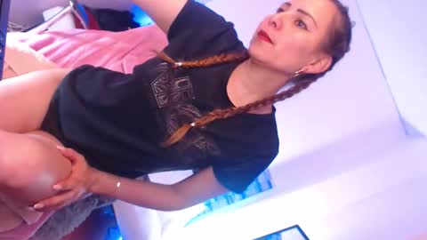 camila online show from September 13, 12:27 pm