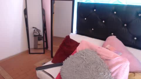 camila online show from November 15, 12:13 pm