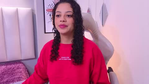 Snapshot of camilalevy chatting on June 6, 12:10 pm Camila online show from June 6, 12:10 pm