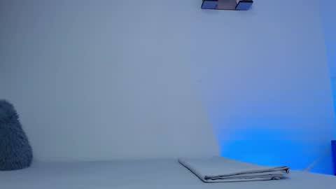 camilo_contre21 online show from March 3, 11:21 pm