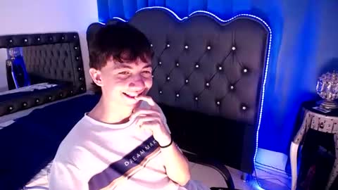 Camilo online show from July 17, 2:51 am