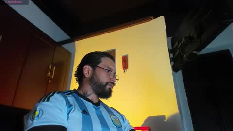 Camilo online show from February 19, 3:30 pm