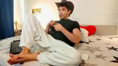 camilo online show from April 12, 9:53 pm