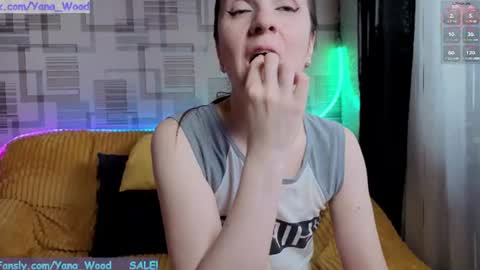 Snapshot of camkitana01 chatting on June 22, 1:19 pm Kitana online show from June 22, 1:19 pm