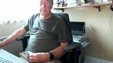 Cammee online show from January 19, 8:29 am