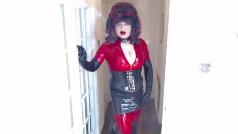 candi smokes online show from April 28, 12:43 pm