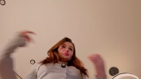 Hey there Im Anna 21 years old online show from May 23, 6:12 pm