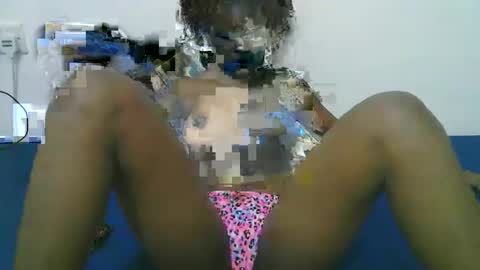 Lisa online show from April 4, 6:27 pm