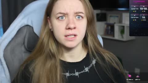 Megan online show from December 9, 7:06 am