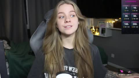 Megan online show from December 17, 4:53 pm