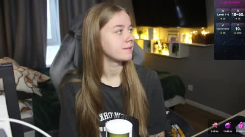 Megan online show from December 19, 10:13 am