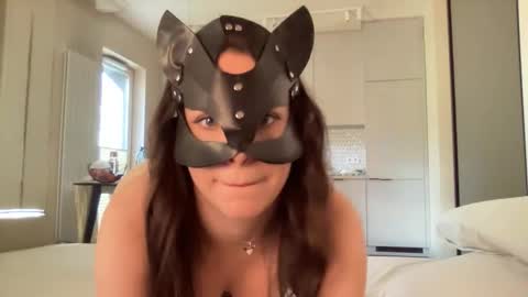 candy online show from May 15, 4:25 pm