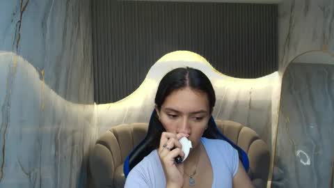 Candy  online show from April 18, 3:10 am