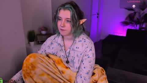 Mary online show from March 2, 1:08 am