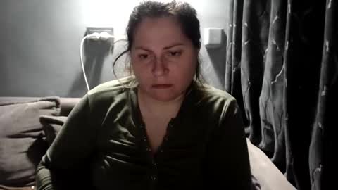 Laura online show from February 20, 7:14 pm