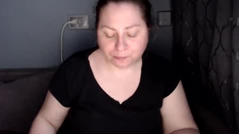 Snapshot of candycream74 chatting on June 10, 10:58 am Laura online show from June 10, 10:58 am