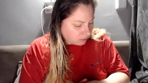 Snapshot of candycream74 chatting on July 18, 8:23 pm Laura online show from July 18, 8:23 pm